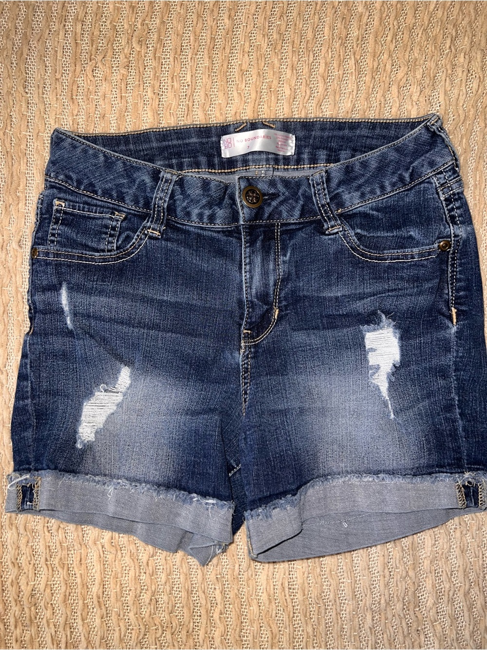 Y2K No Boundaries Distressed Denim Jean Shorts Size 7 Dark Wash Boho